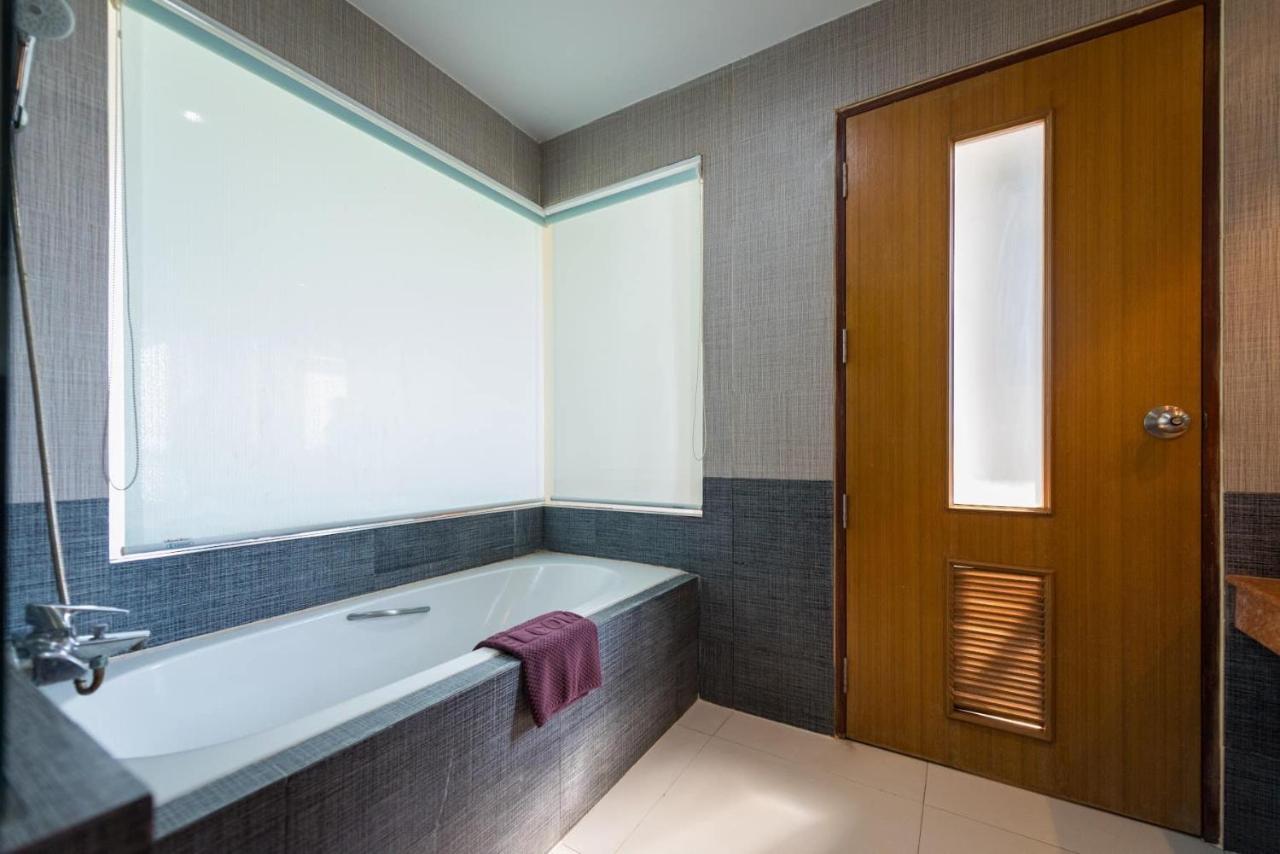 Uniland Golf & Resort Nakhon Pathom Zewnętrze zdjęcie